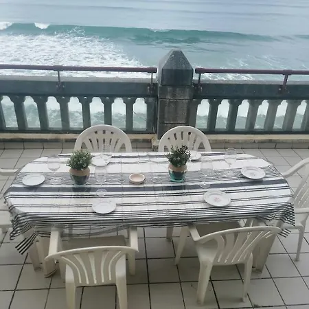 Con Terraza Sobre El Mar Appartement *