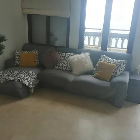 Con Terraza Sobre El Mar Appartement *